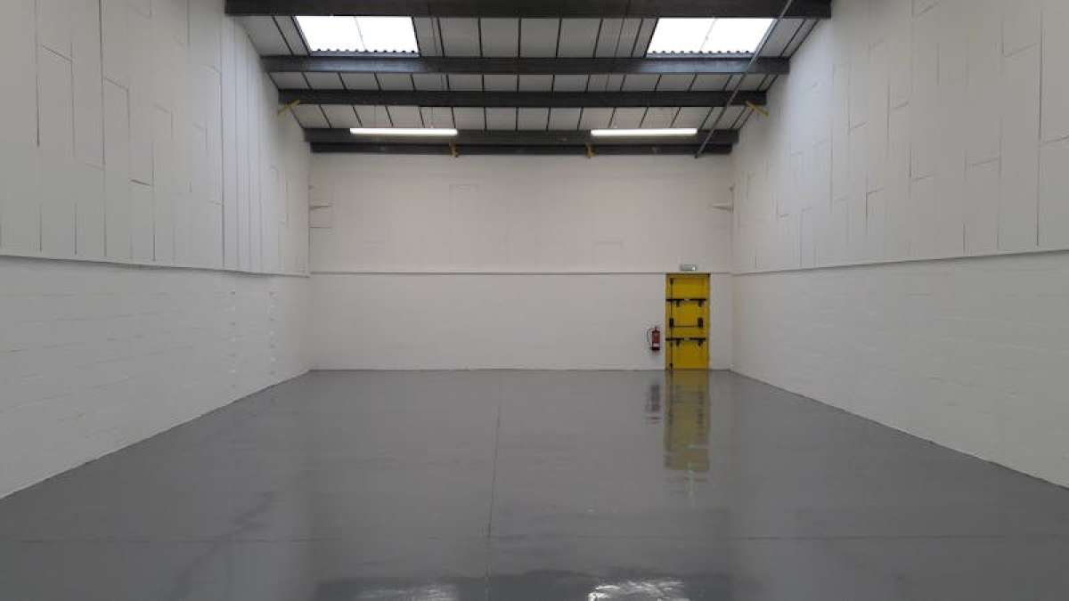 Industrial Unit in Winchester - photo 2