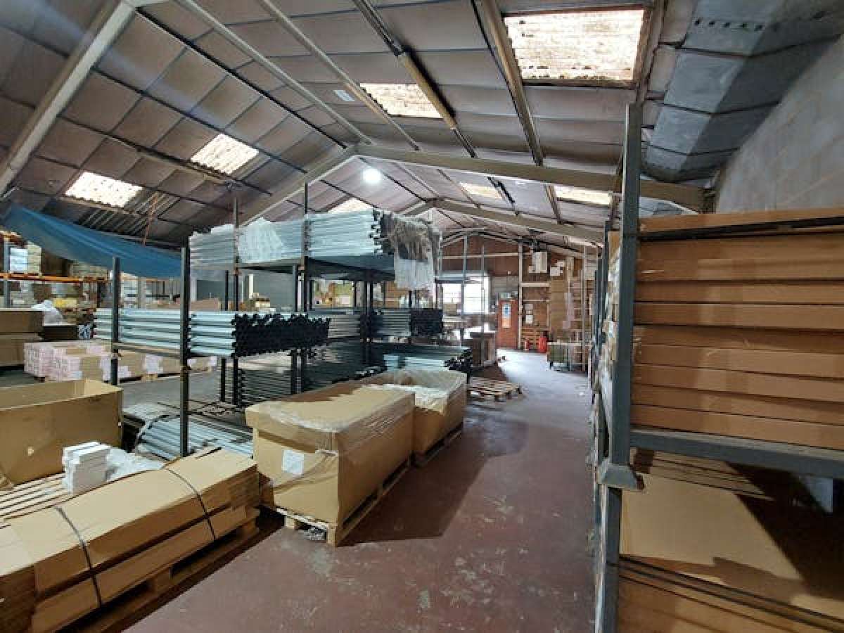 Industrial Unit in Stourport-On-Severn - photo 2