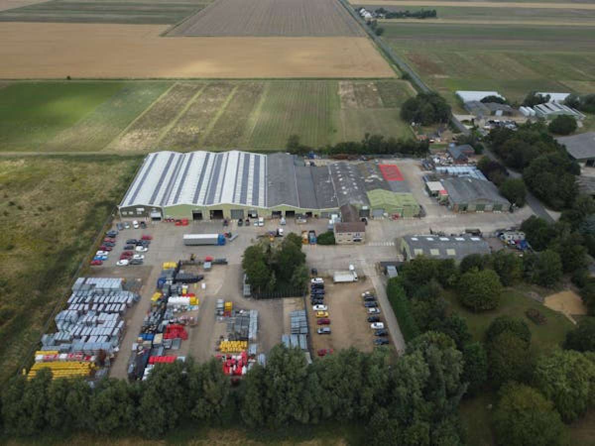 Industrial Unit in Wisbech - photo 2