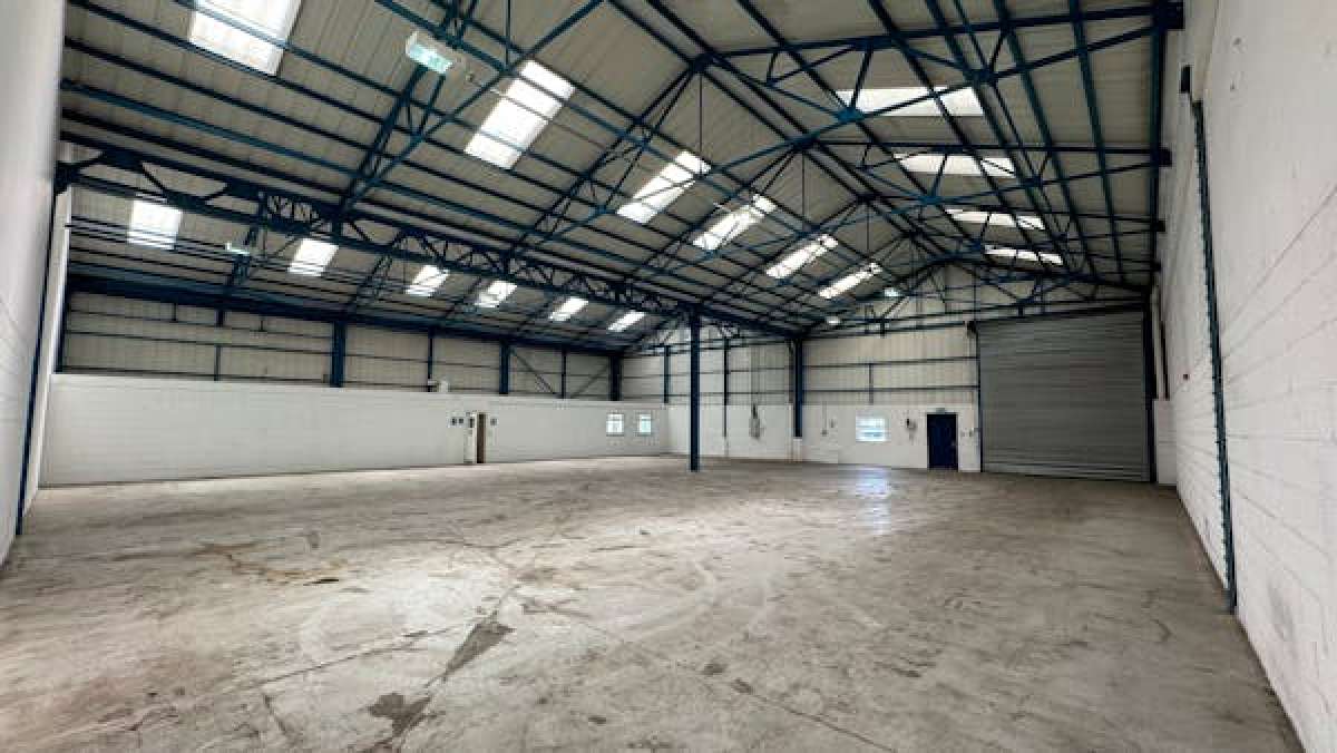 Industrial Unit in Droitwich - photo 3