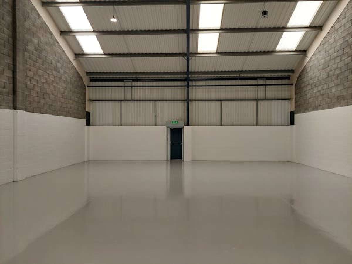 Industrial Unit in Tipton - photo 2