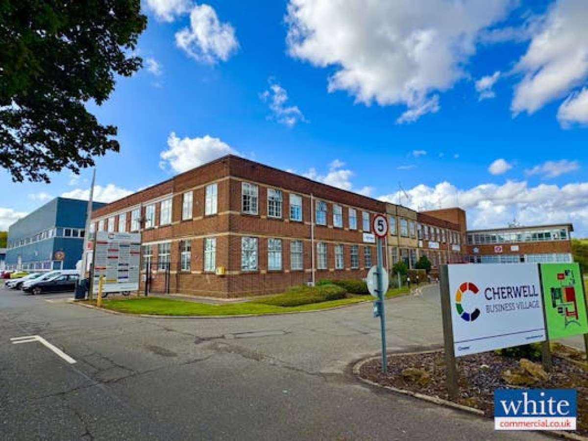 Industrial Unit in Banbury - photo 3