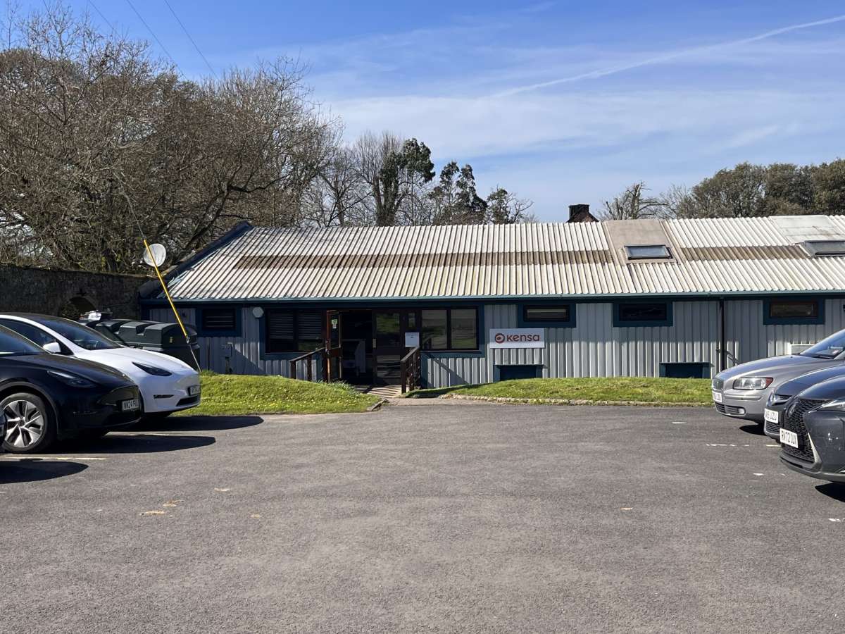 Industrial Unit in Clyst St. Mary - photo 4