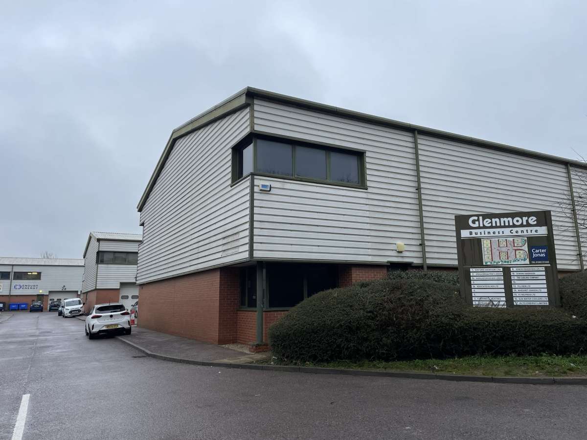 Industrial in Witney