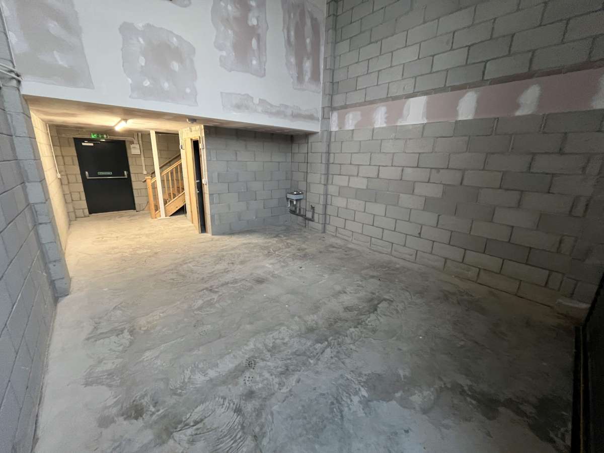 Industrial Unit in Wadebridge - photo 2