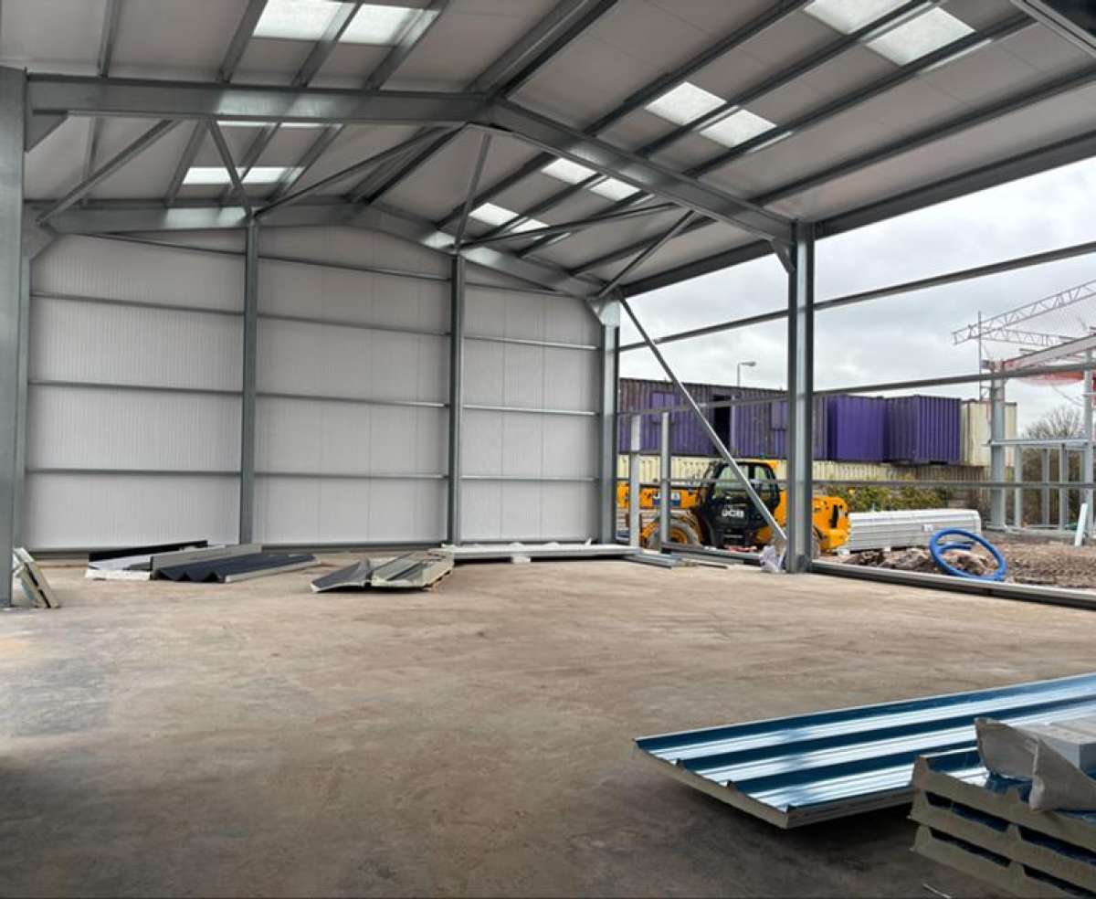 Industrial Unit in Westbury - photo 3