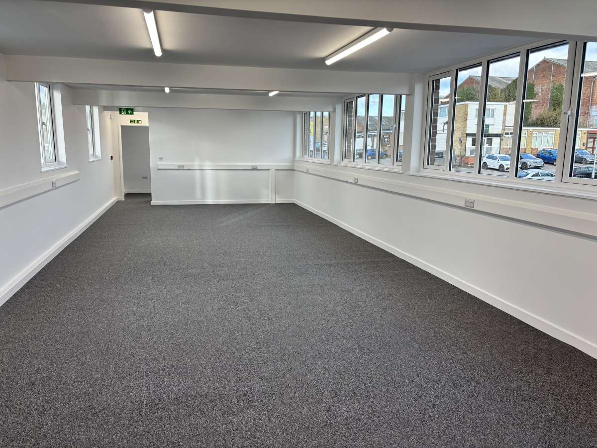 Industrial Unit in Oadby - photo 4