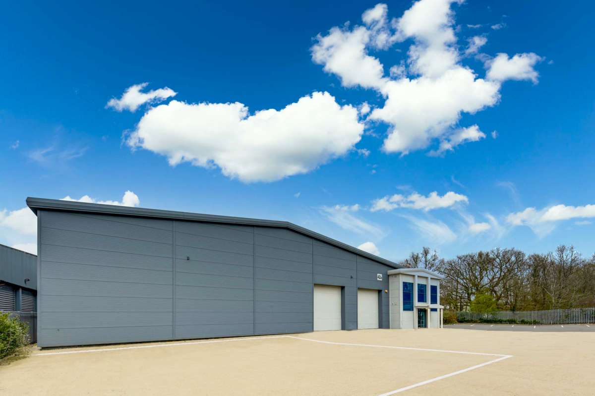Industrial Unit in Southampton - photo 3