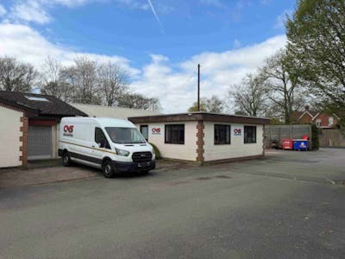 Industrial Unit in Southampton - photo 3