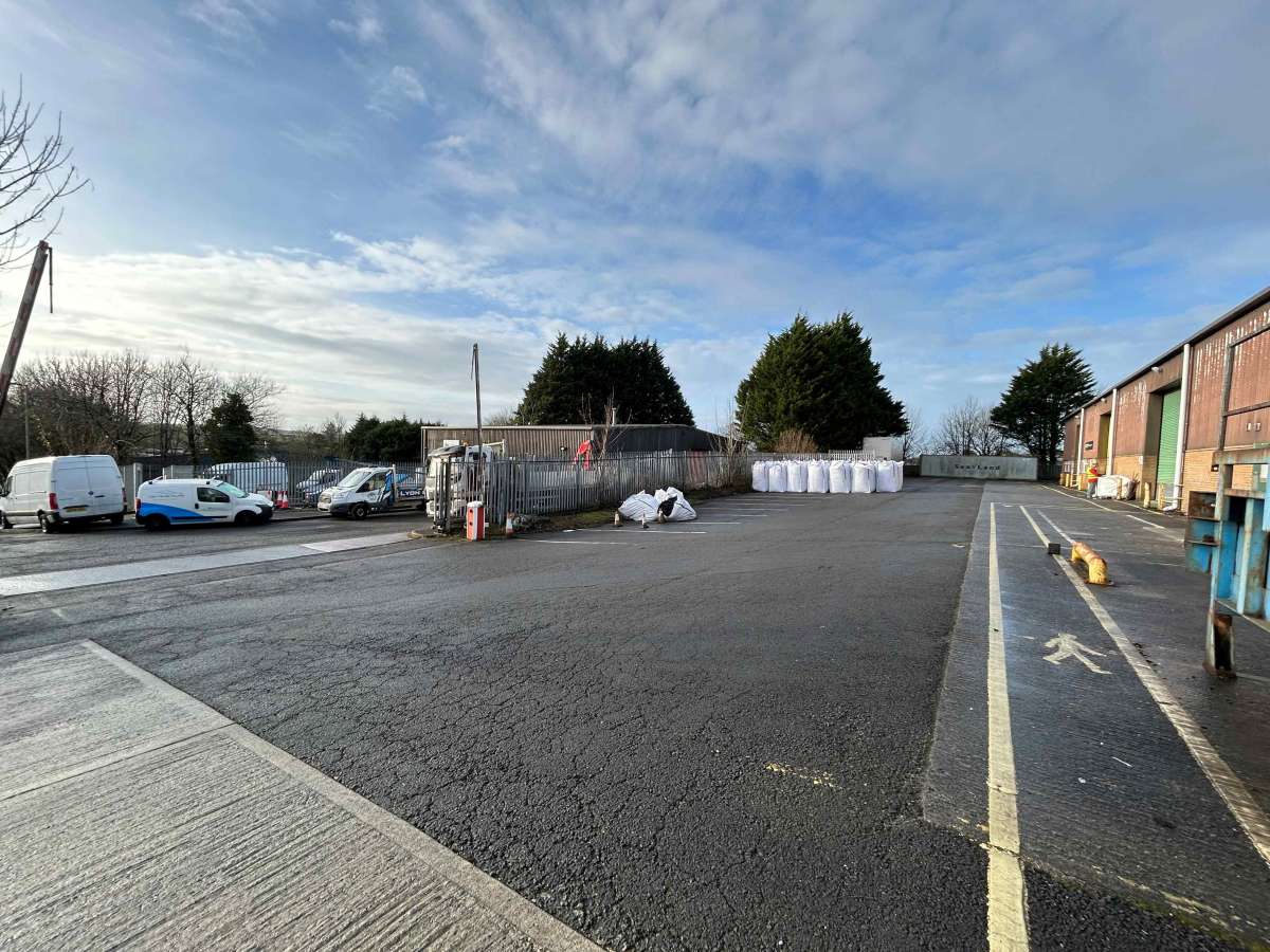 Industrial Unit in Ivybridge - photo 2