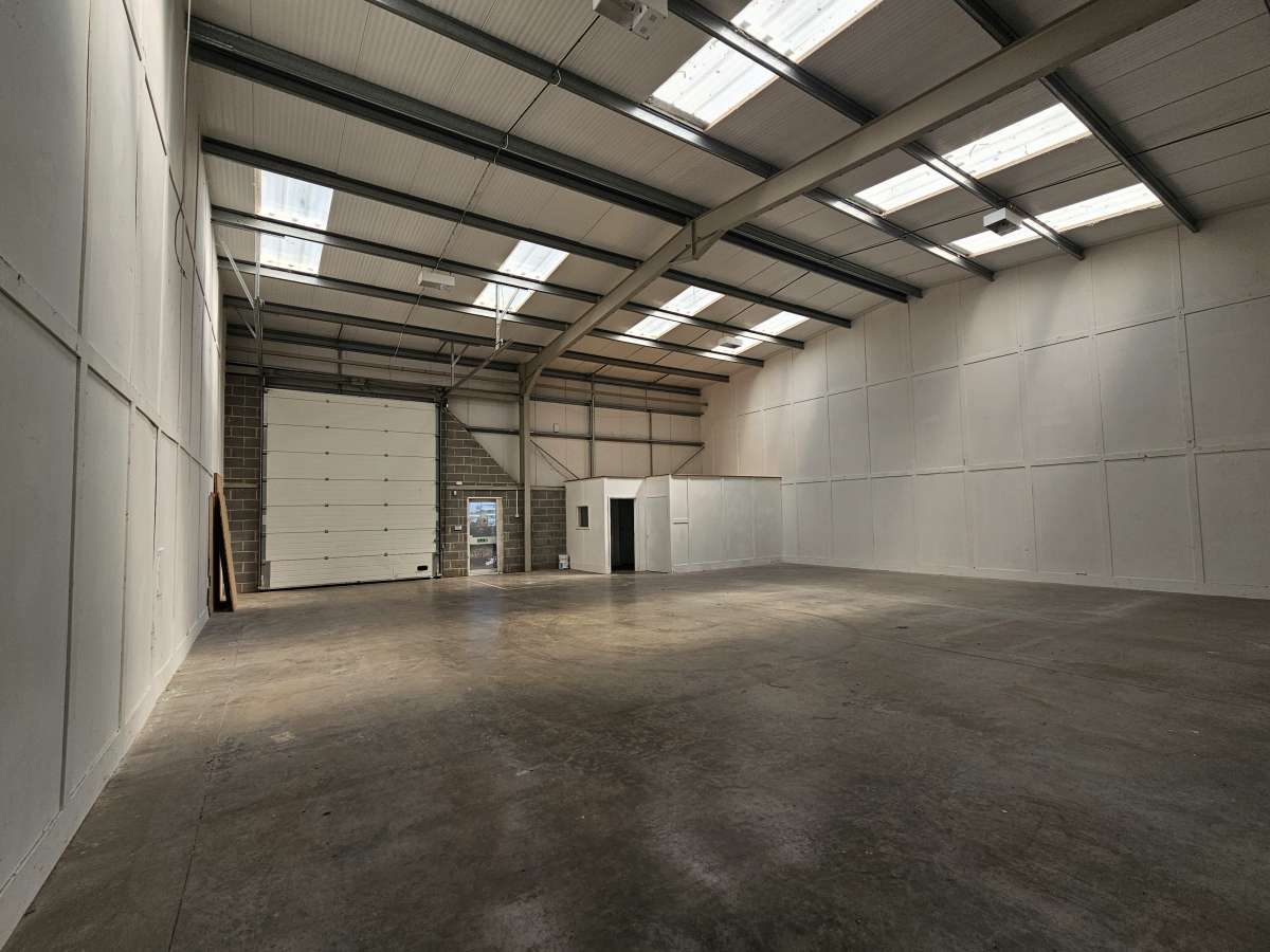 Industrial Unit in Rainham - photo 4