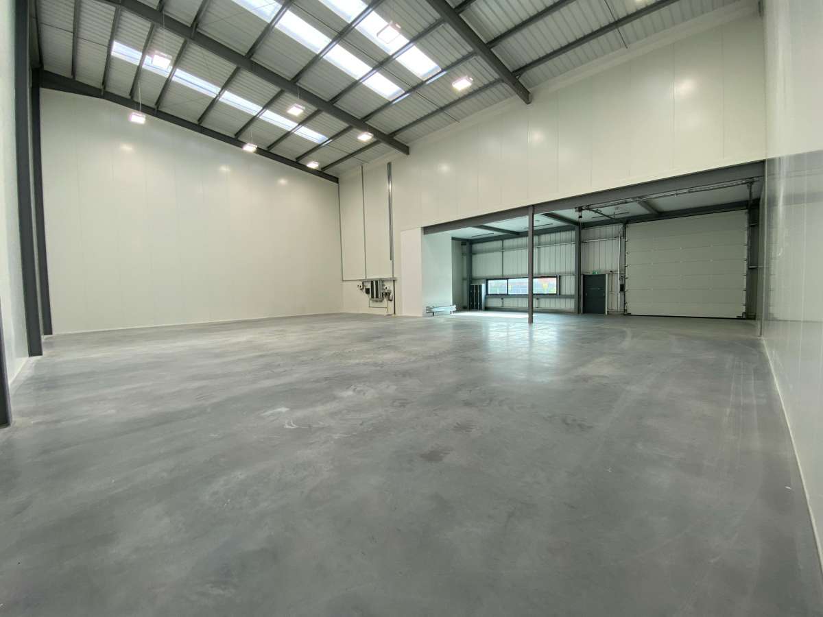 Industrial Unit in Dartford - photo 2
