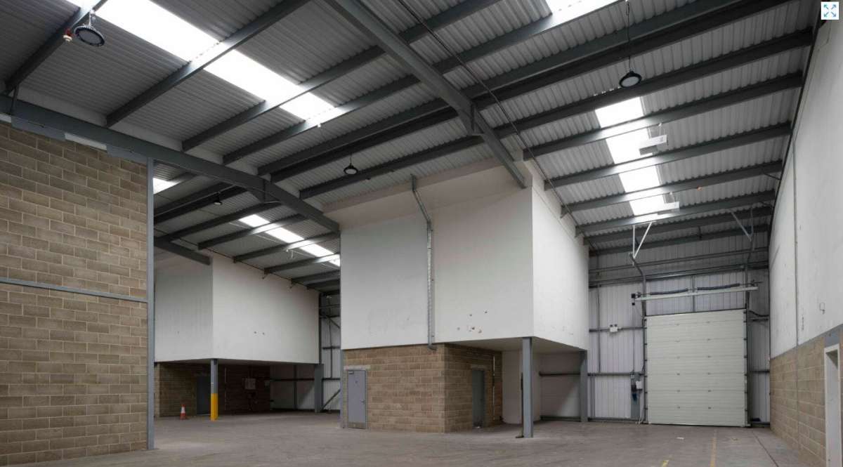 Industrial Unit in Grays - photo 3
