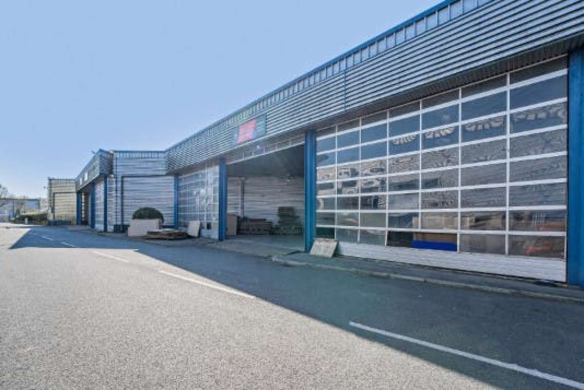 Industrial Unit in Paddock Wood - photo 4