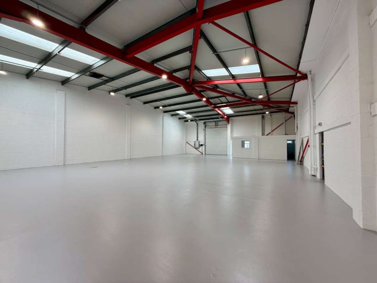 Industrial Unit in Christchurch - photo 4