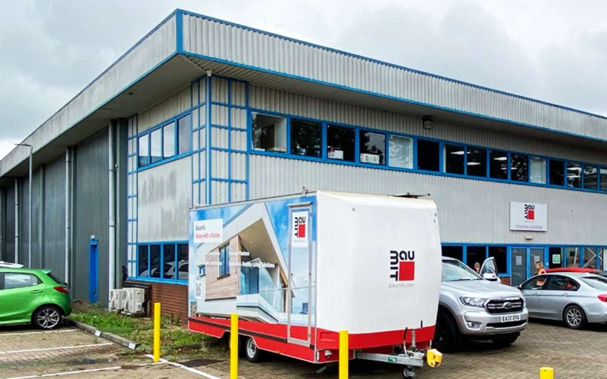 Industrial Unit in Larkfield - photo 2