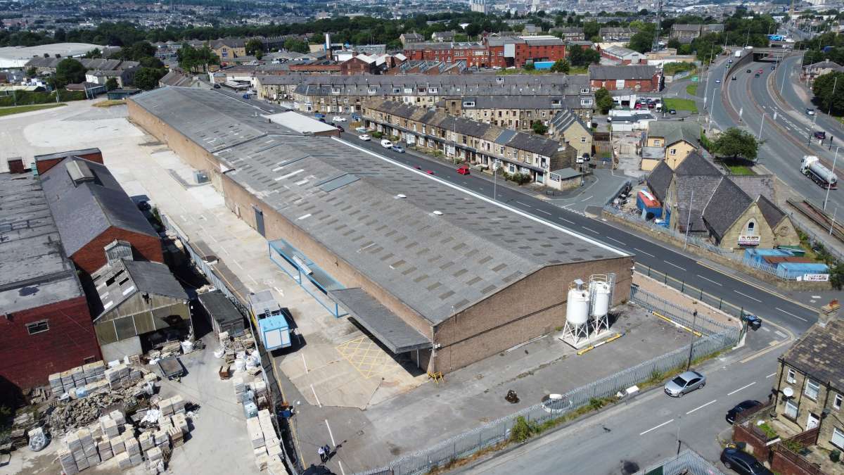 Industrial in Dudley Hill Business Park