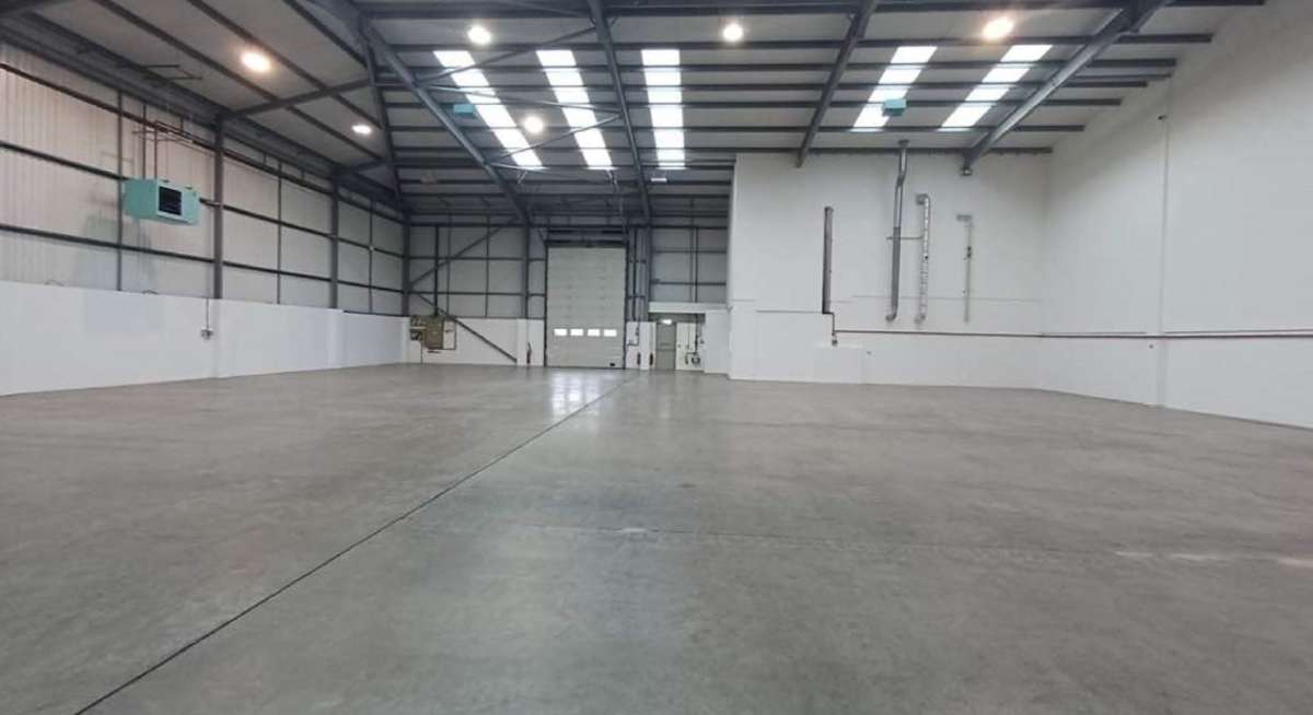 Industrial Unit in Basildon - photo 4