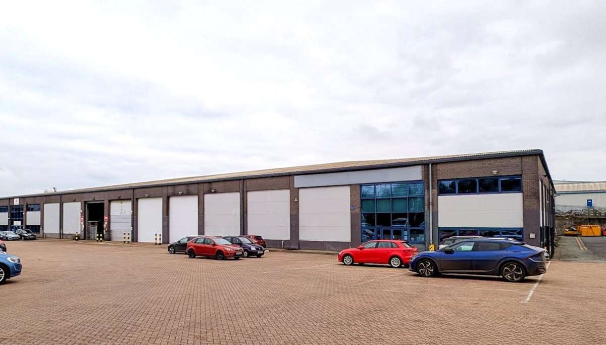 Industrial Unit in West Thurrock - photo 3