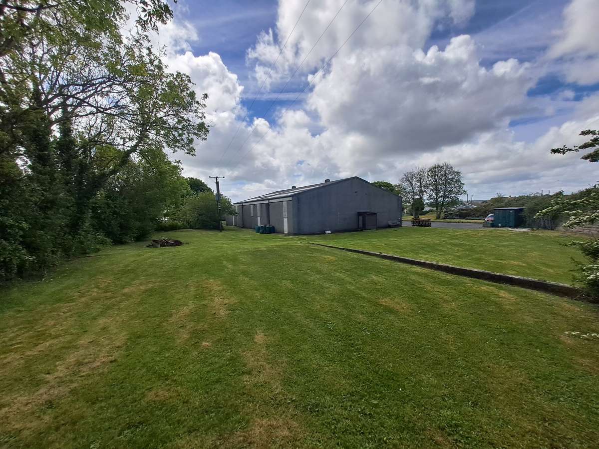 Industrial Unit in Helston - photo 4