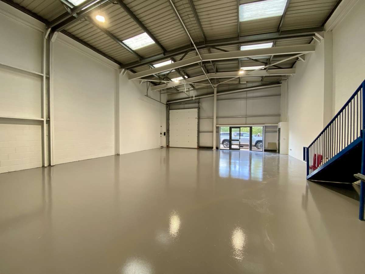 Industrial Unit in Cannock - photo 2