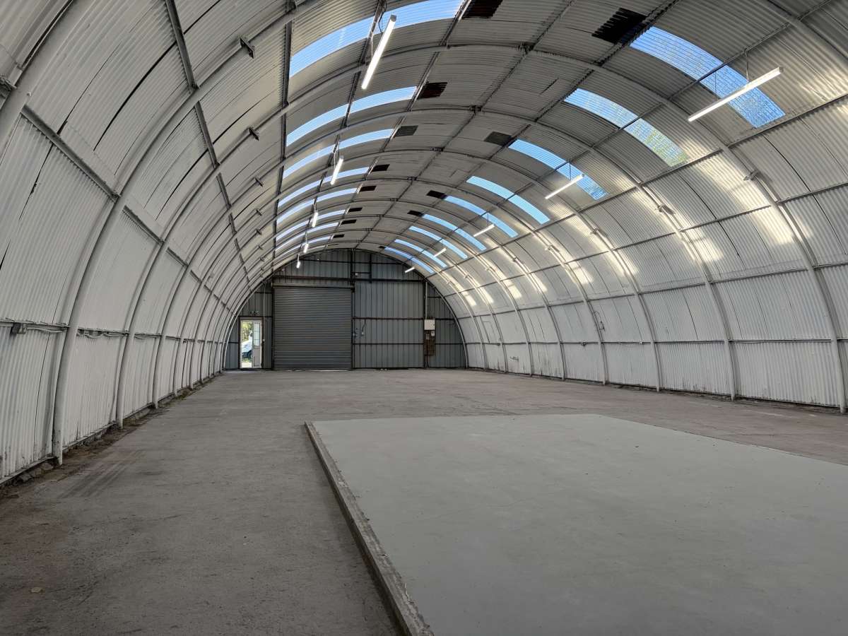 Industrial Unit in Newark - photo 2