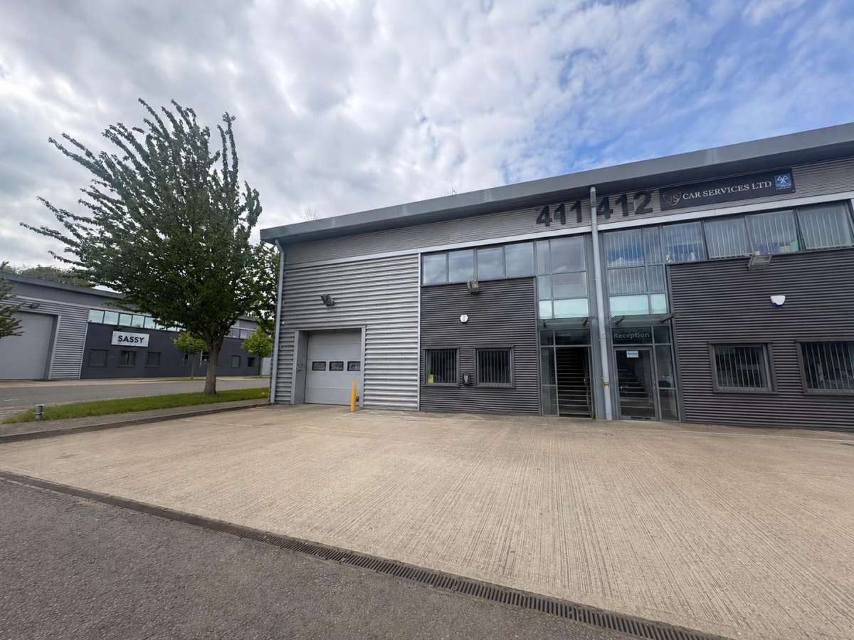 Industrial in Elstree