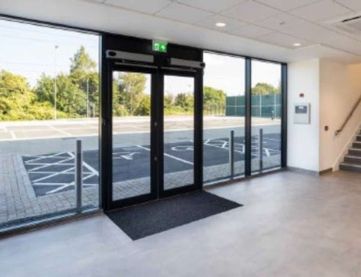 Industrial Unit in Dartford X - photo 4