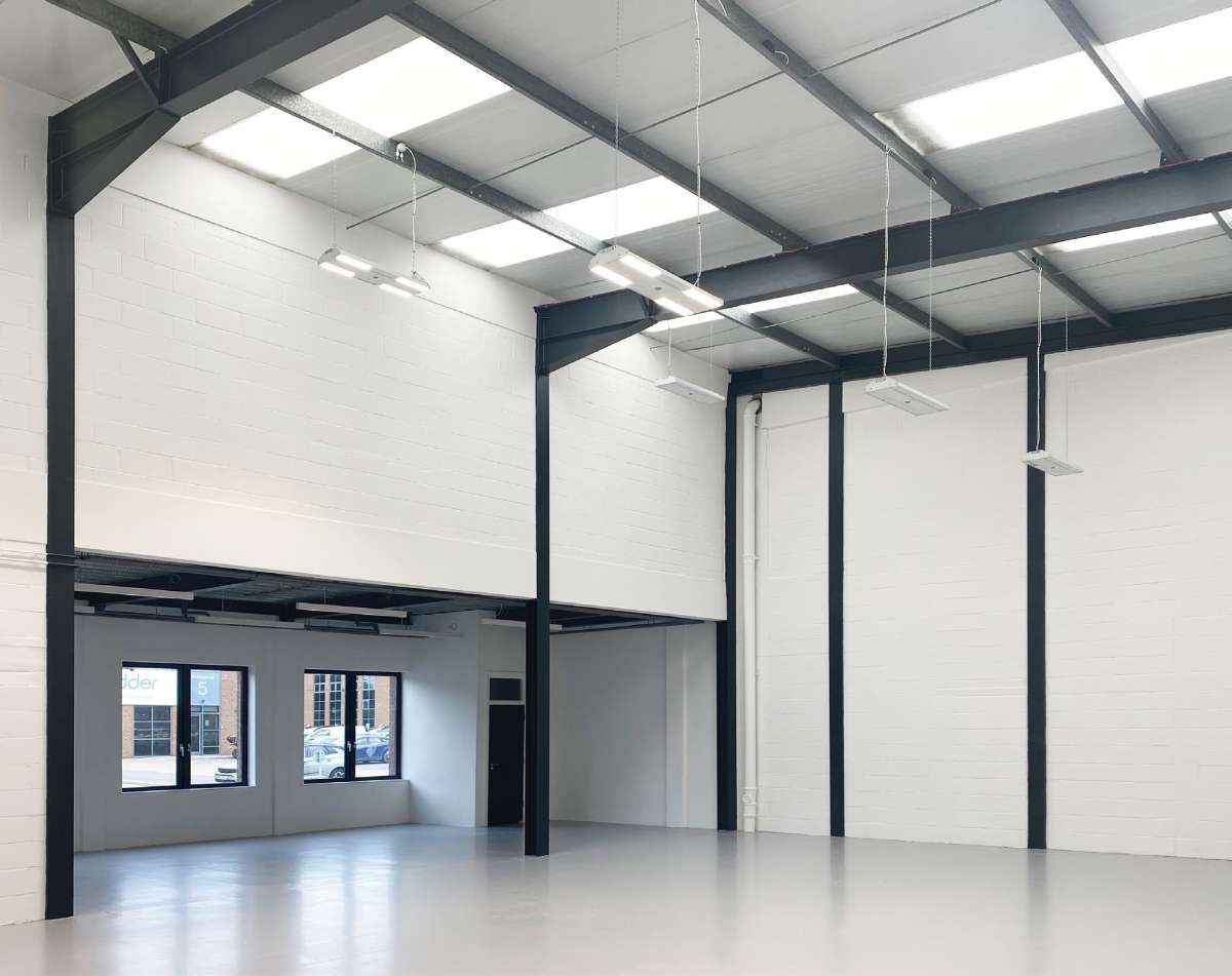 Industrial Unit in Chessington - photo 4