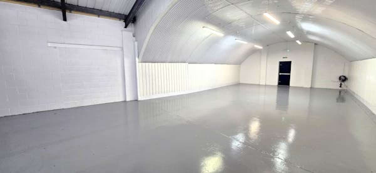 Industrial Unit in London