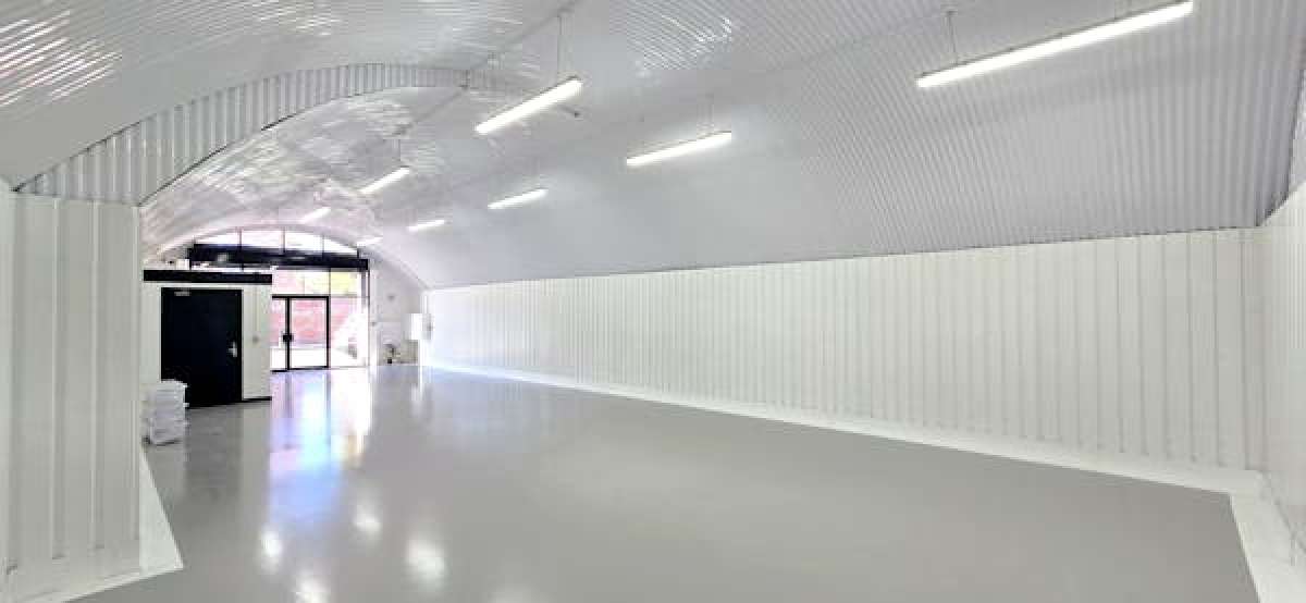 Industrial Unit in London