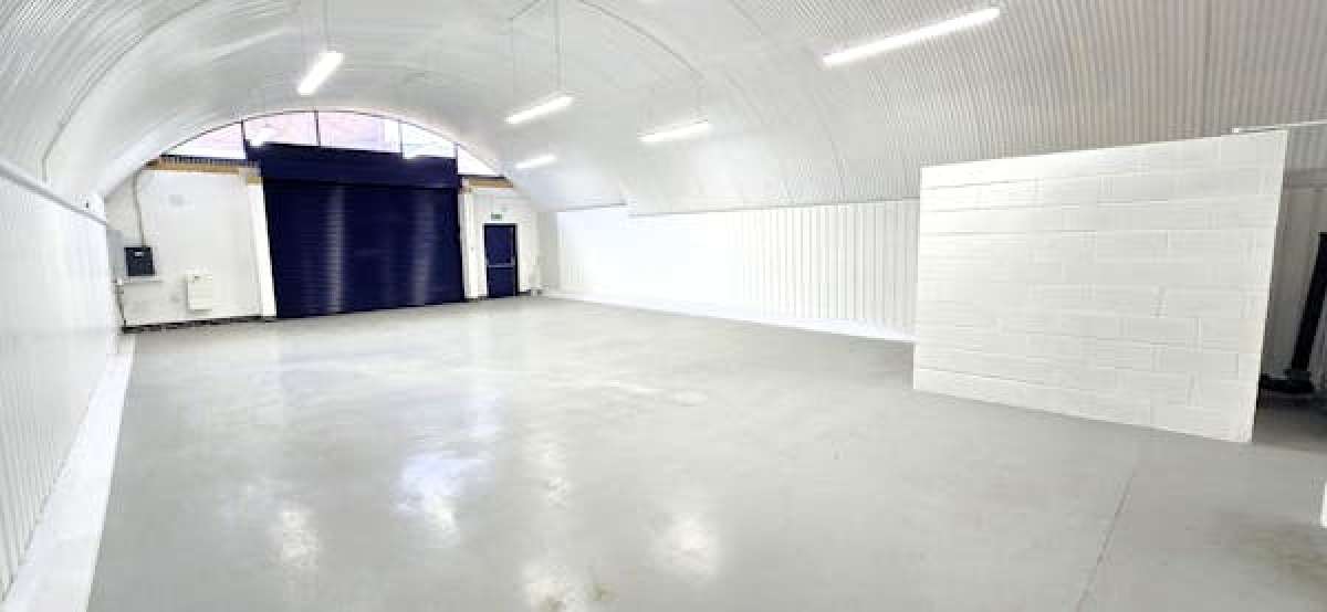 Industrial Unit in London