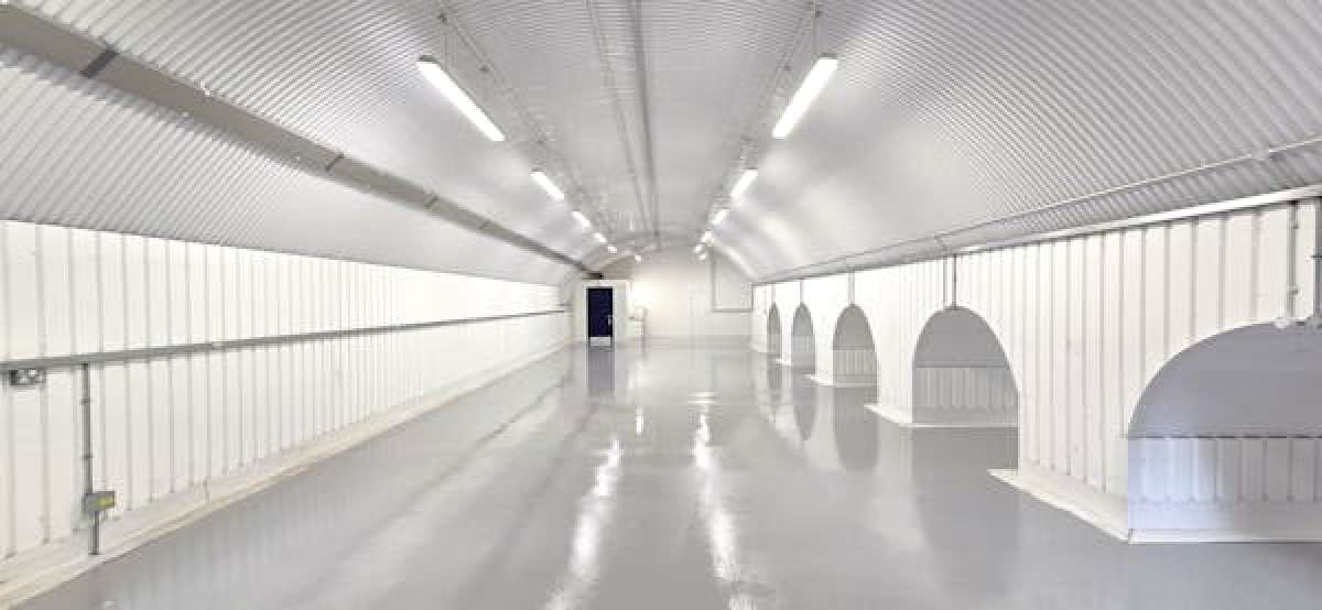 Industrial Unit in London - photo 3