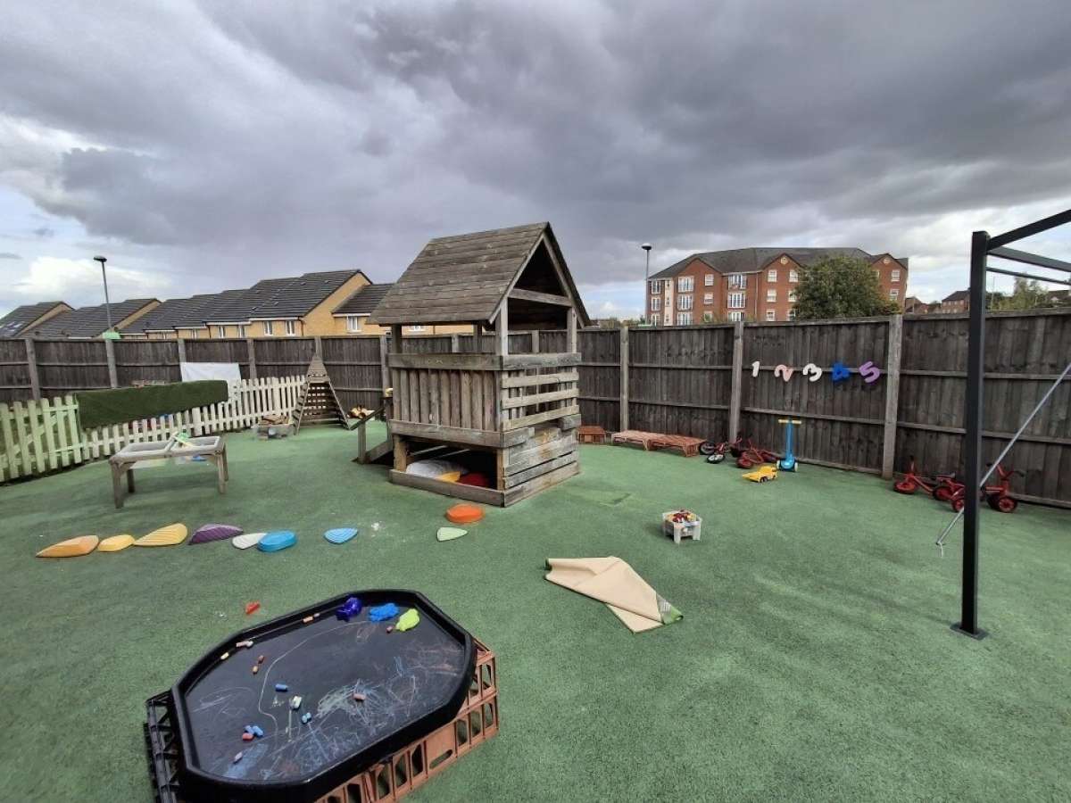 Investment in Hamilton - photo 4