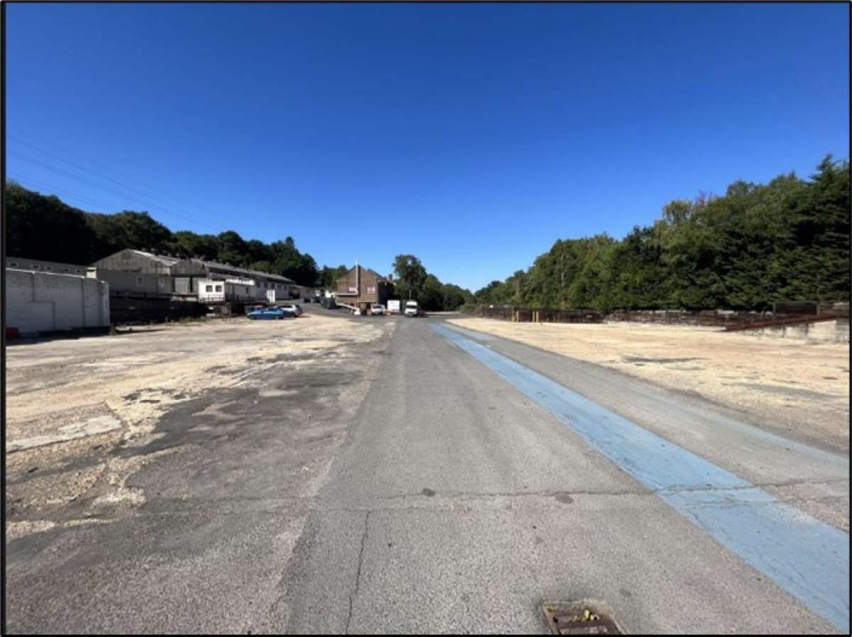 Land in Crawley - photo 2