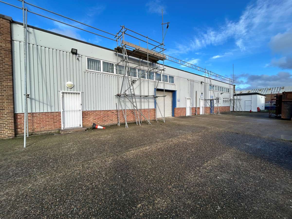 Land in Dagenham - photo 3