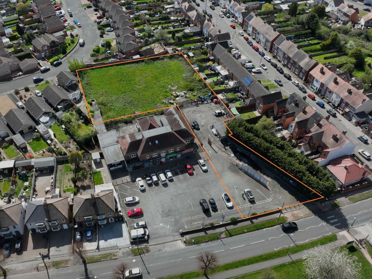 Land in Nuneaton
