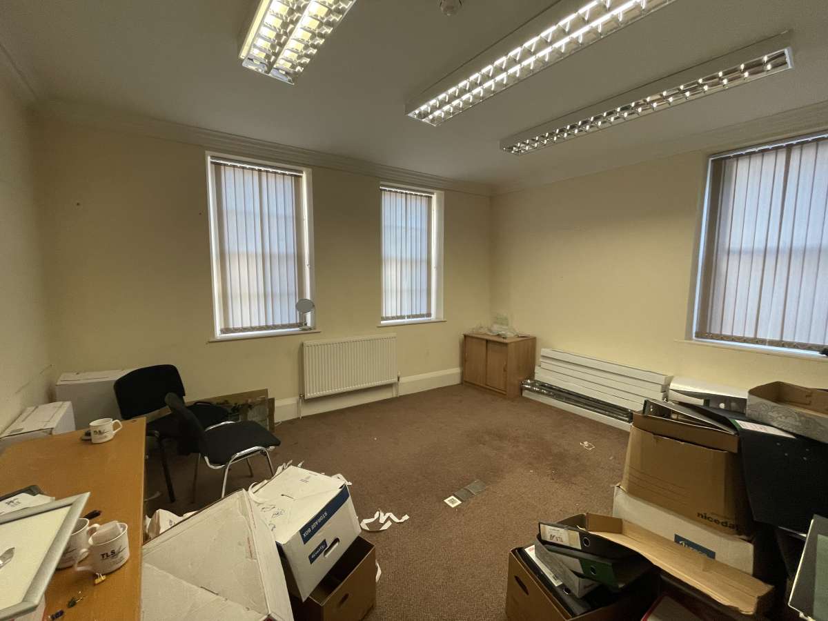 Office in Retford - photo 4