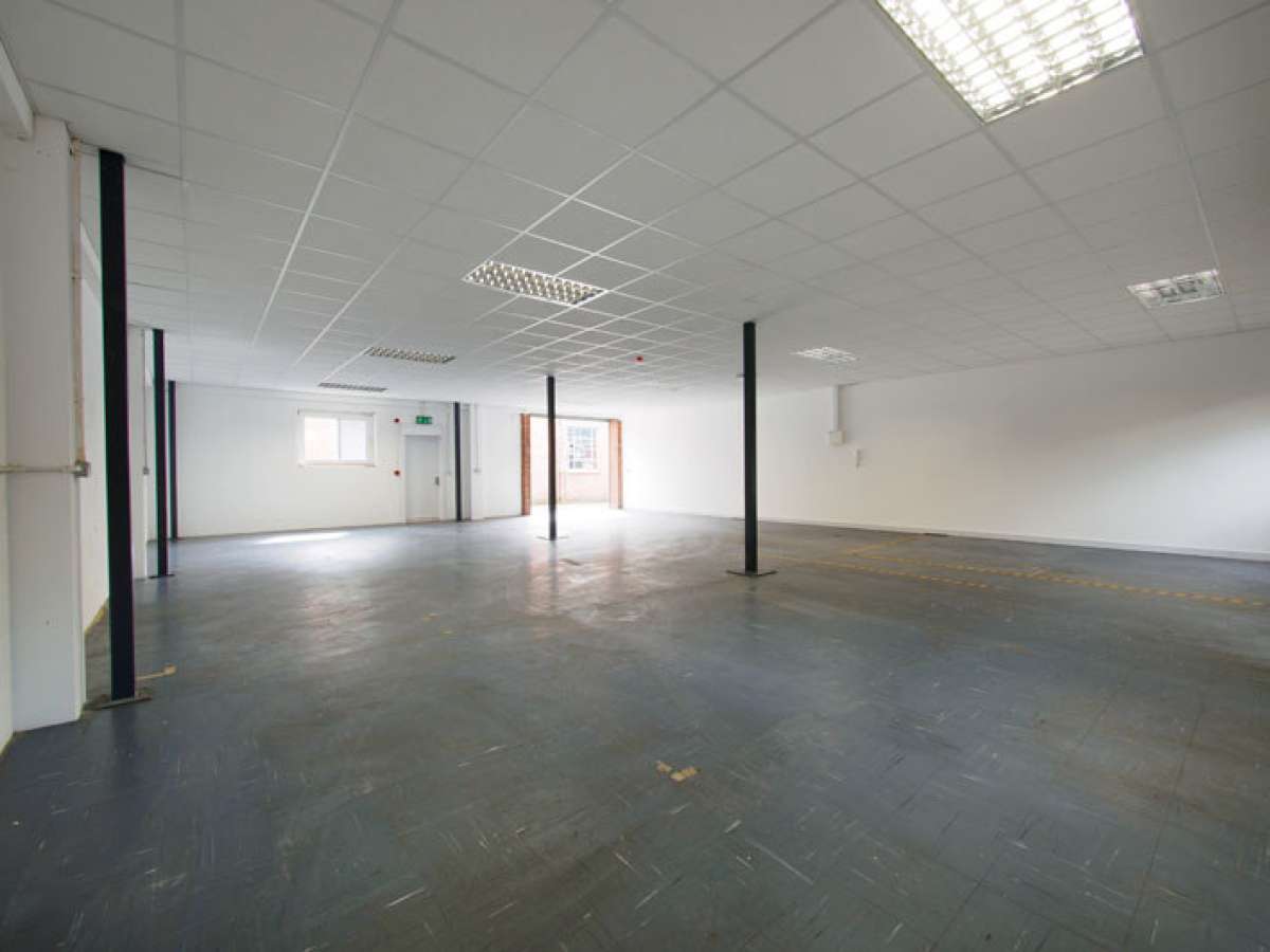 Office in Burgess Hill - photo 3