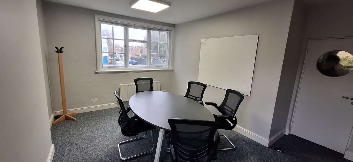 Office in Horsham - photo 4