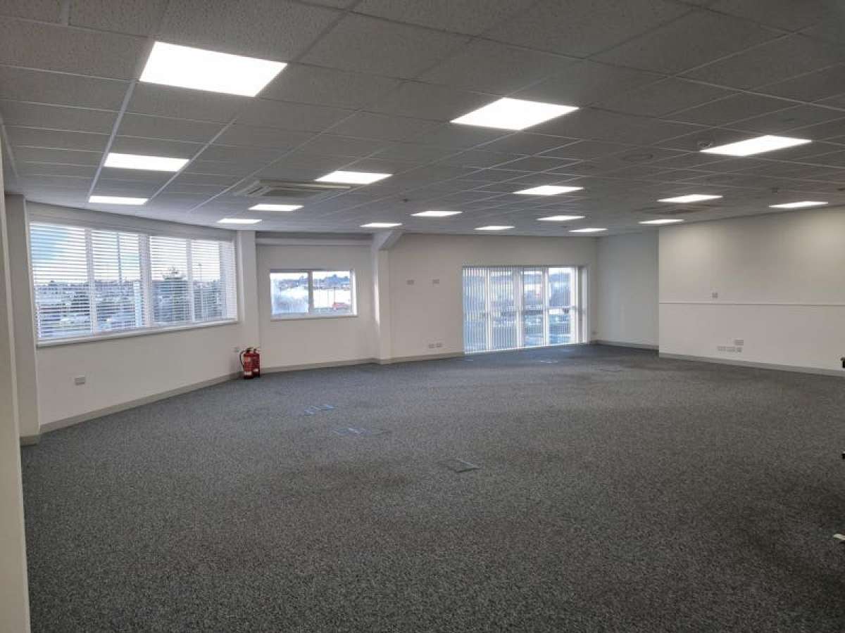 Office in Poole - photo 4