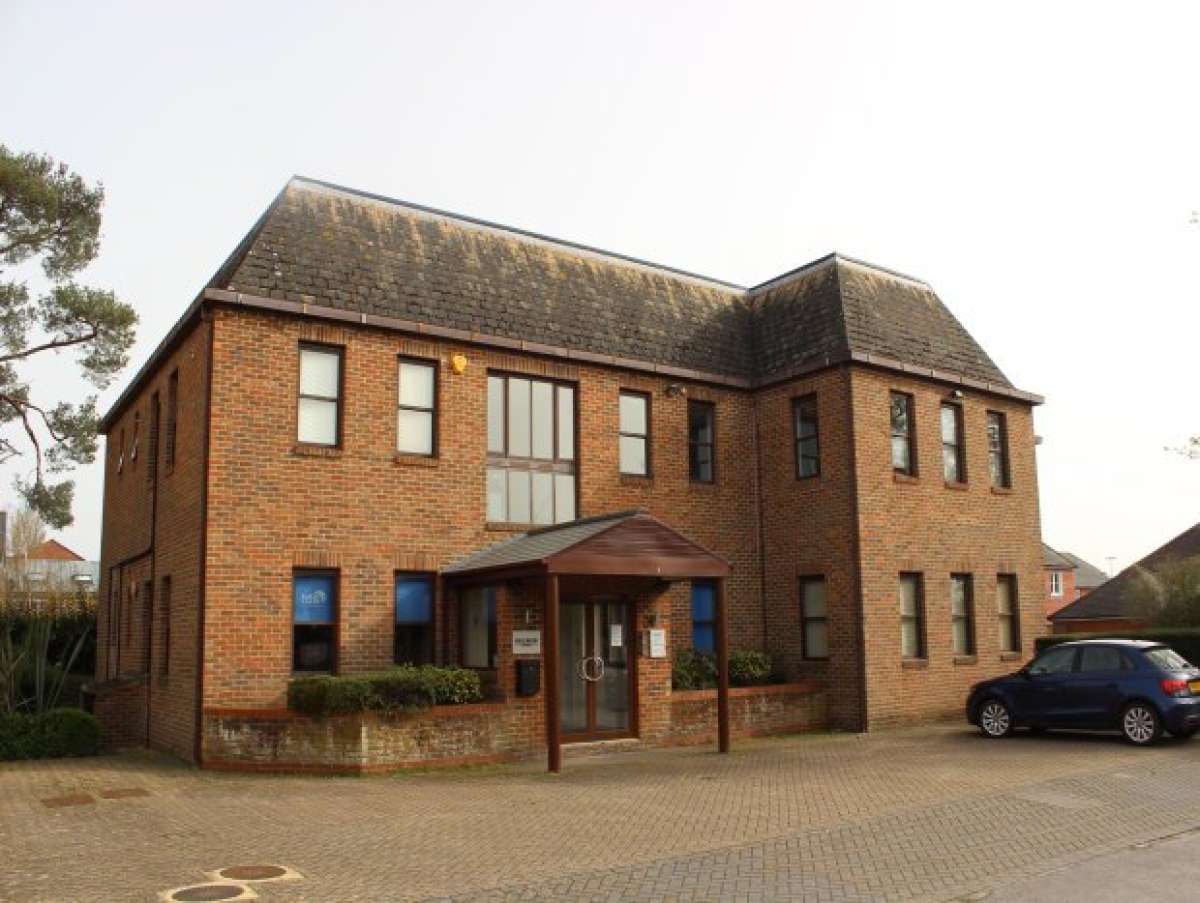 Office in 54 Queen Street Horsham