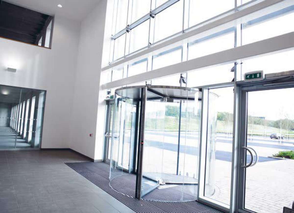 Office in Newcastle Upon Tyne - photo 2