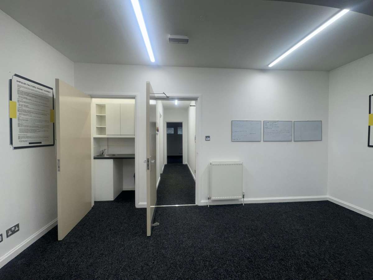 Office in Quayside - photo 3