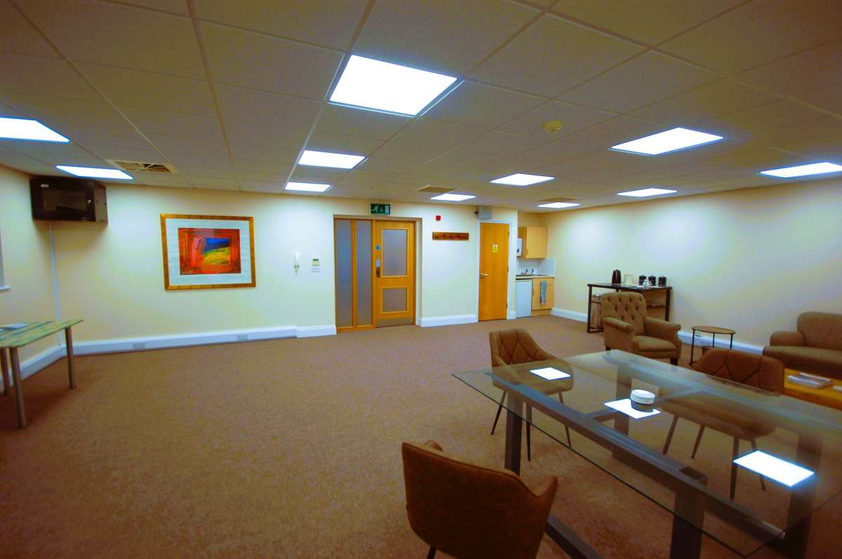 Office in Market Harborough - photo 4