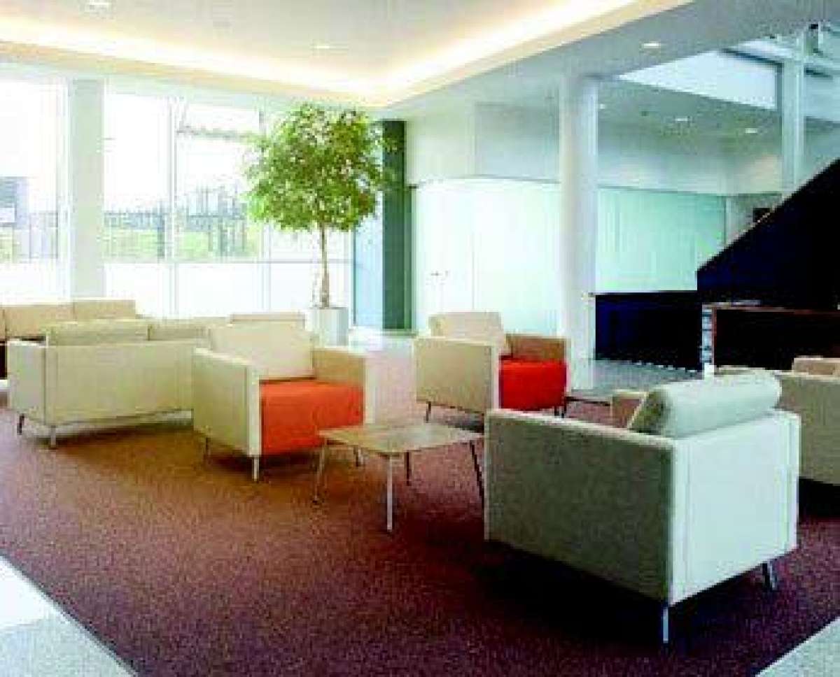 Office in Wallsend - photo 2