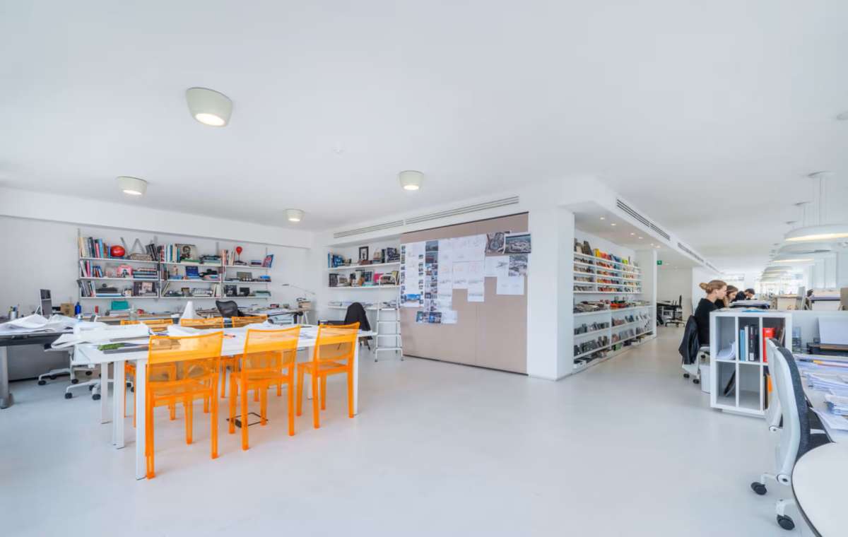 Office in London - photo 4