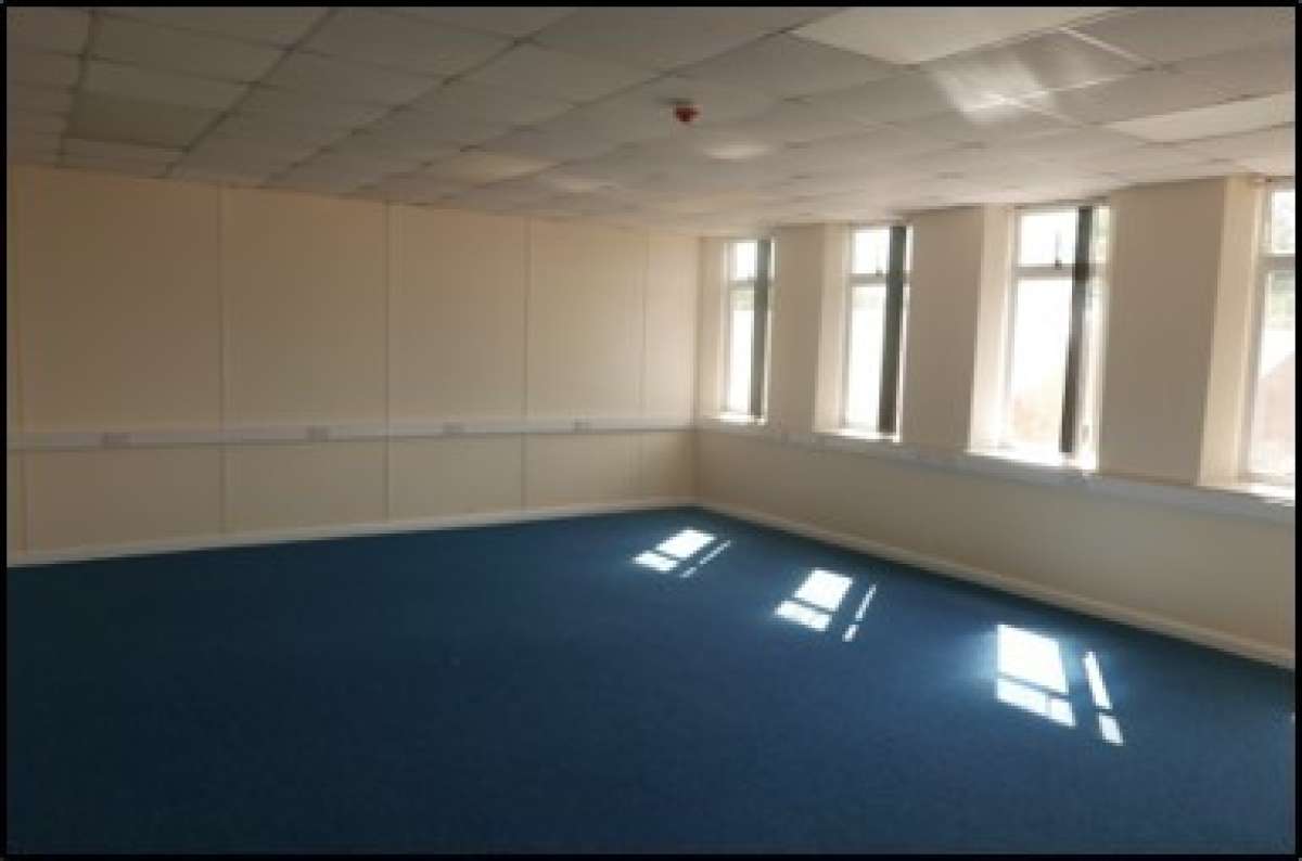 Office in Derby - photo 2