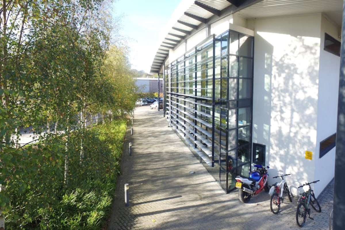 Office in Farnham - photo 3