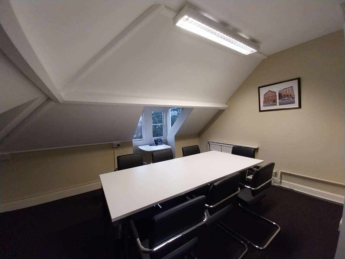 Office in Newark - photo 3